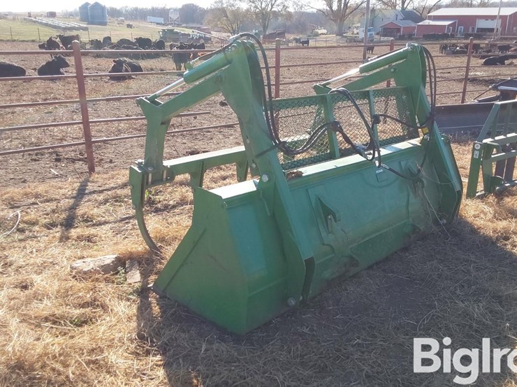 john-deere-8-image-5