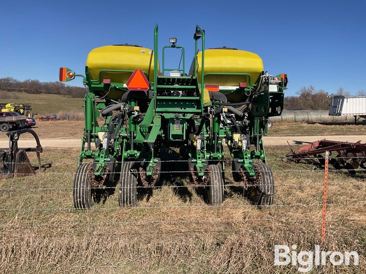 john-deere-1770nt-image-6