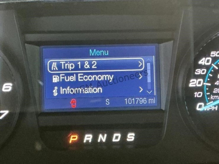 2015-ford-taurus-sdn-image-16