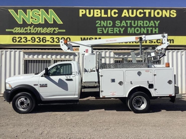 2014-ram-4500-bucket-truck-image-1