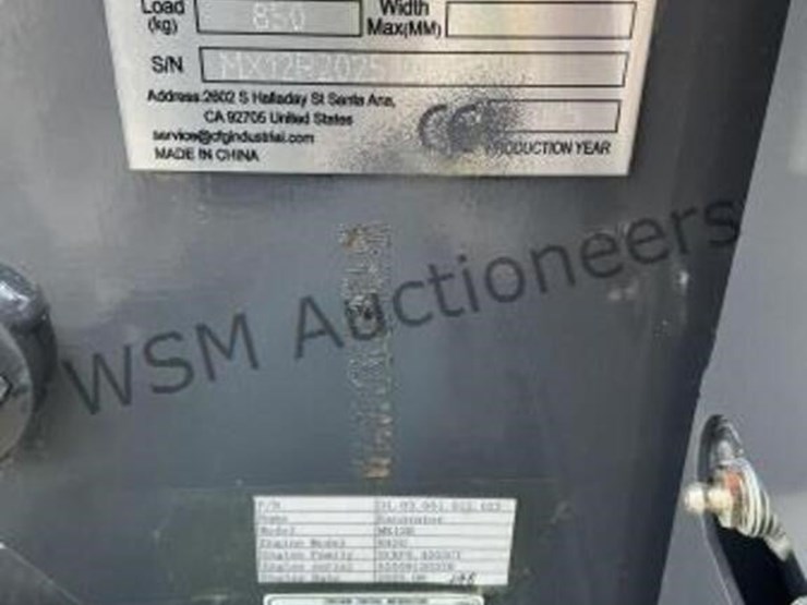 2025-agt-mx12r-mini-excavator-image-11