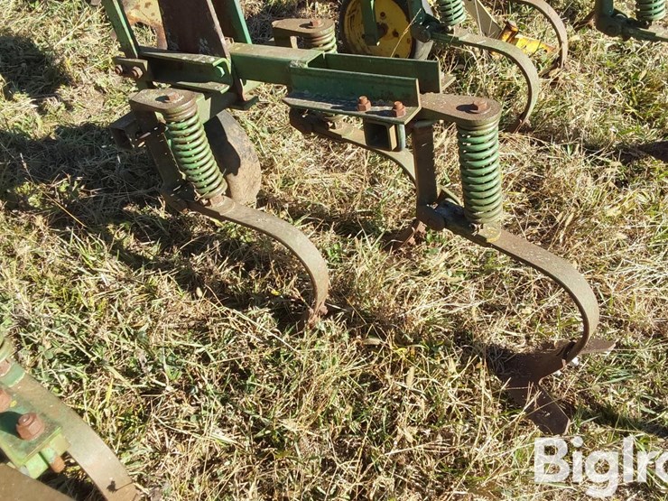 john-deere-825-image-19