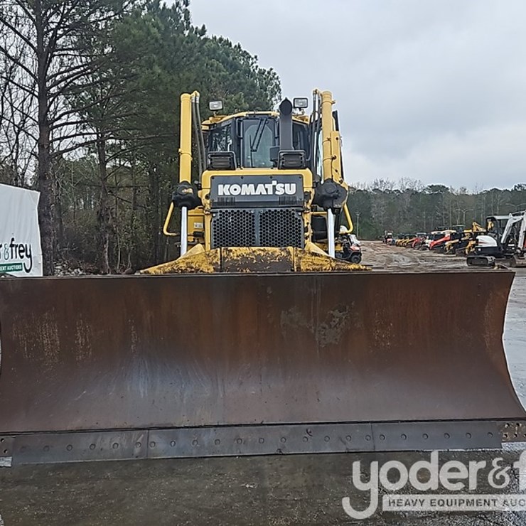 2015 KOMATSU D65PXI-18