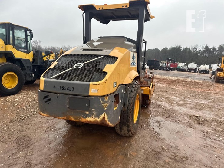 2014-volvo-sd75-image-7