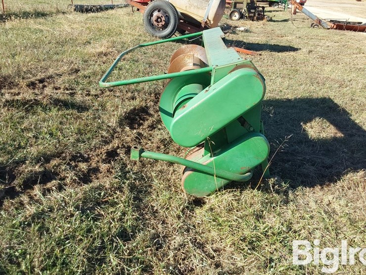 john-deere-7-image-8