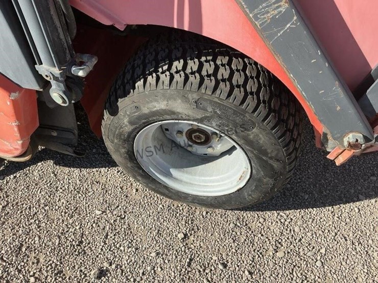 smithco-sweep-star-60-mower-image-8