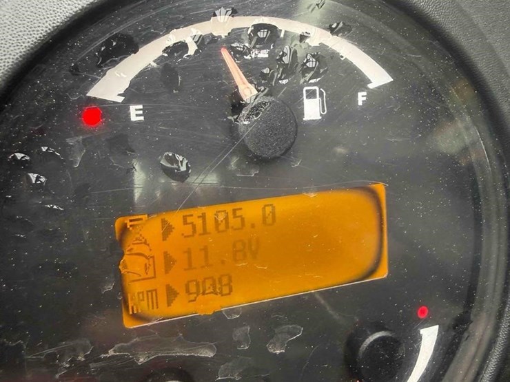 caterpillar-tl642c-image-4