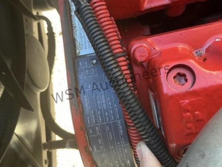 2008-sterling-l8500-image-21