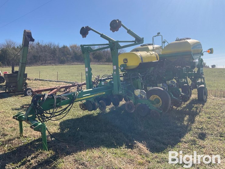 john-deere-1770nt-image-1