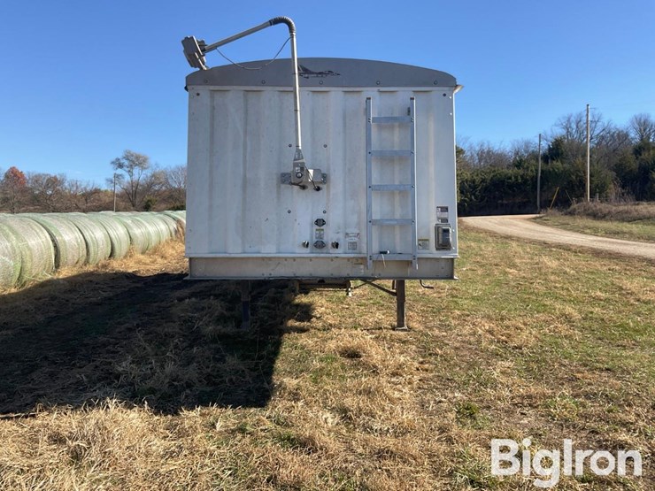 jet-grain-hopper-image-2