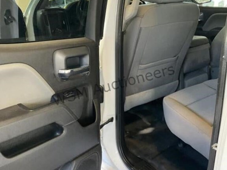 2016-chevrolet-silverado-1500-image-25