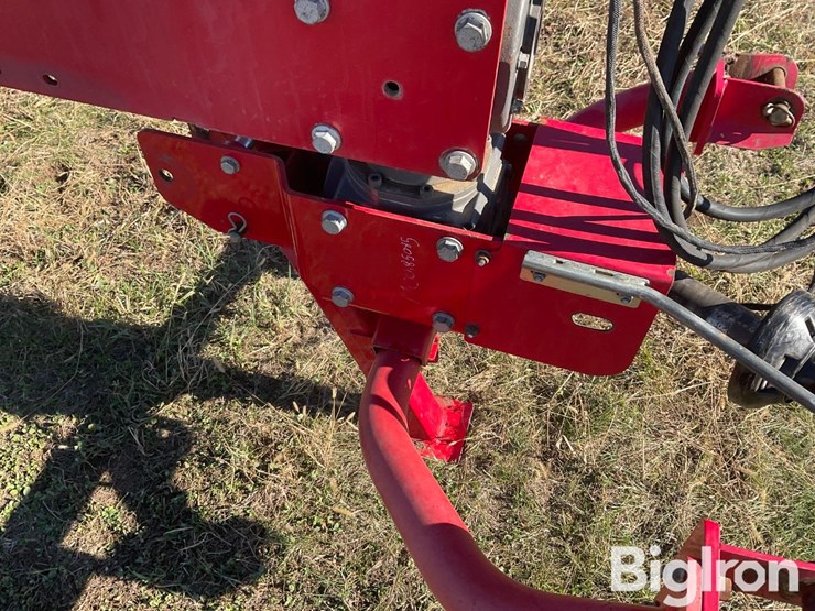 hesston-1386-image-14