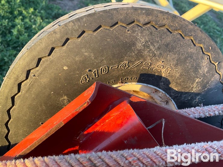 buhler-farm-king-1070-image-13