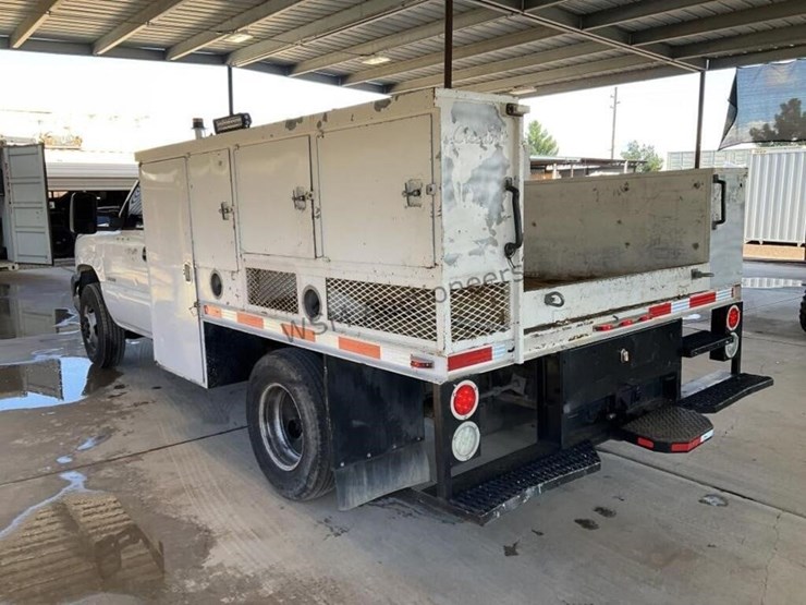 2006-chevrolet-silverado-3500-image-5
