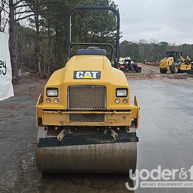 2016 CATERPILLAR CB24B