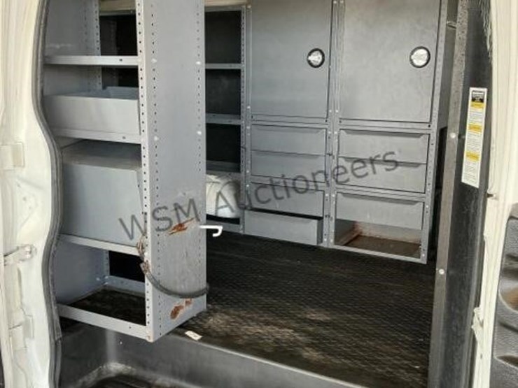 2012-chevrolet-express-1500-image-8