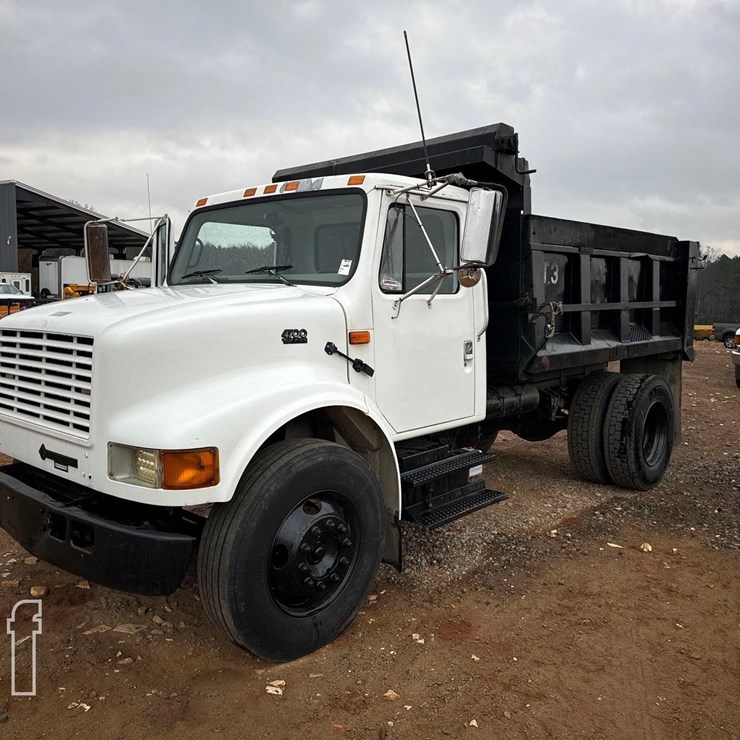 INTERNATIONAL 4700
