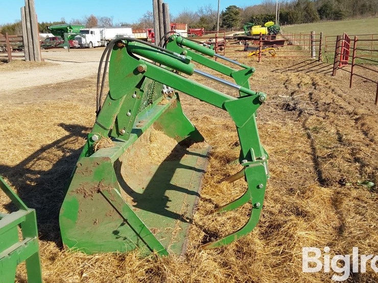 john-deere-8-image-2