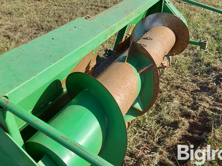 john-deere-7-image-12