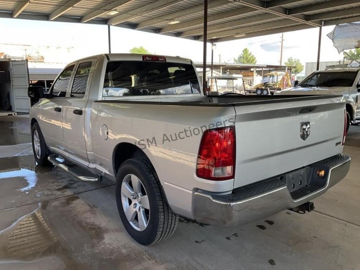 2011-dodge-1500-image-5