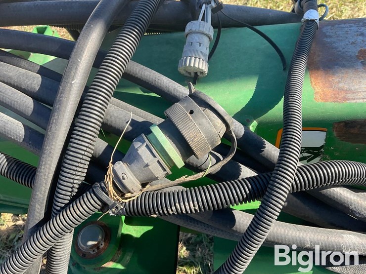 john-deere-1770nt-image-11