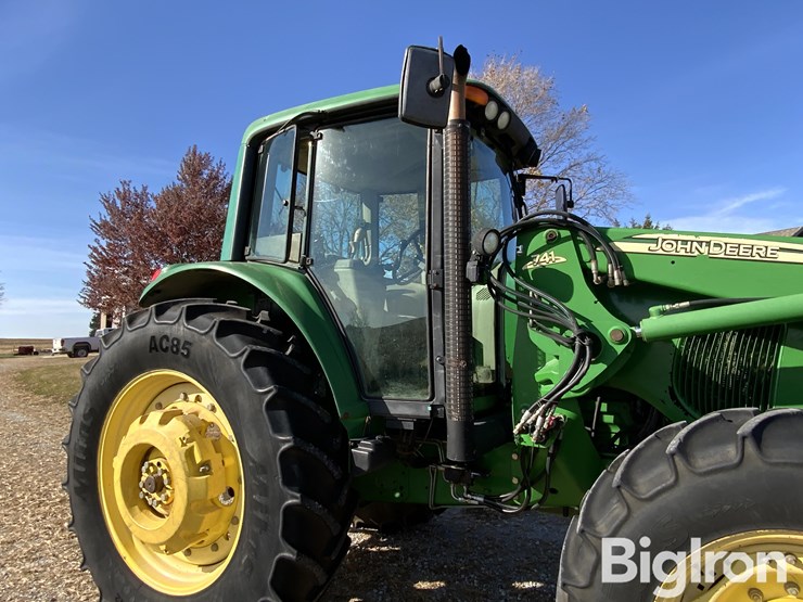 john-deere-7520-image-16