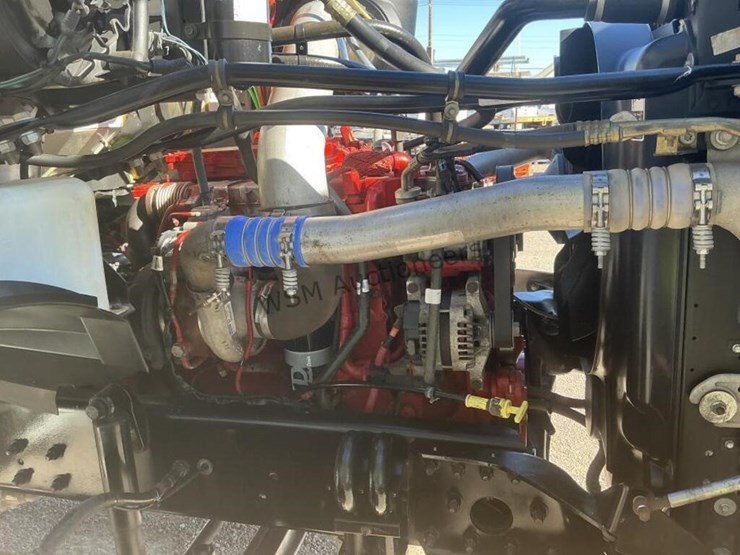 2008-sterling-l8500-image-17