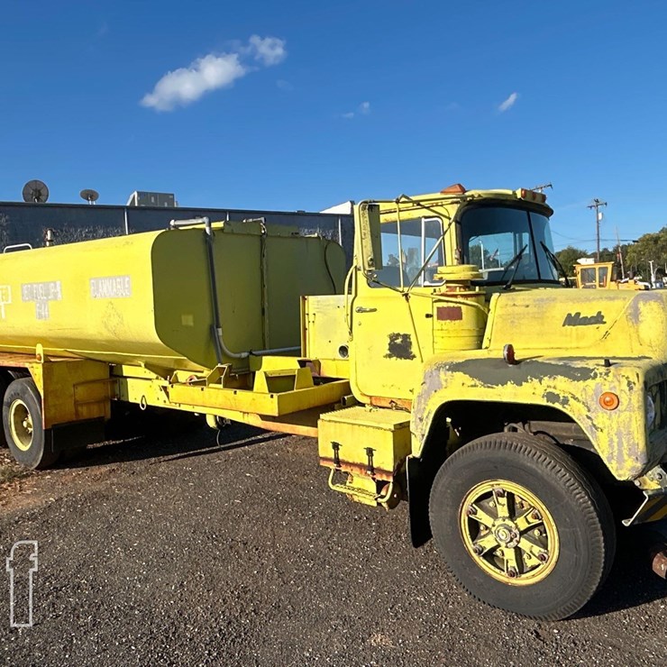 1981 CATERPILLAR 3208