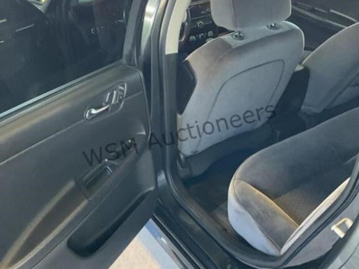 2014-chevrolet-impala-sdn-image-24