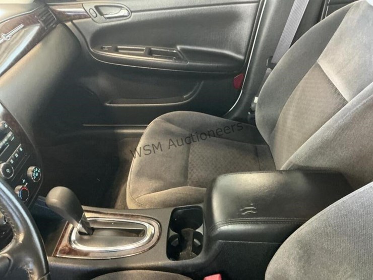 2014-chevrolet-impala-sdn-image-17