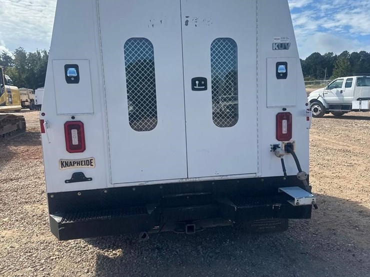 ford-f350-xl-image-7