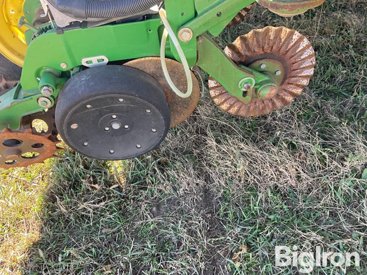 john-deere-1770nt-image-17