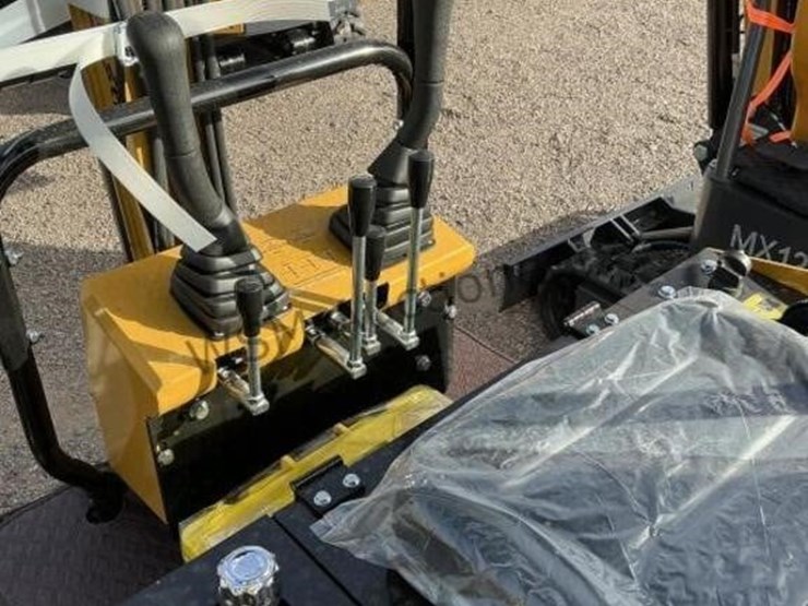 2025-cfg-h12r-mini-excavator-image-10