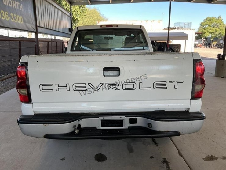 2006-chevrolet-silverado-1500-image-6