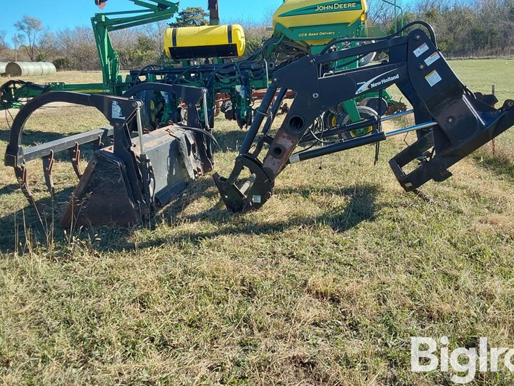 new-holland-84lb-image-9