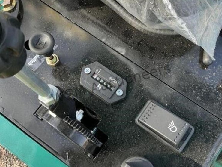 2025-cfg-qh12r-mini-excavator-image-8