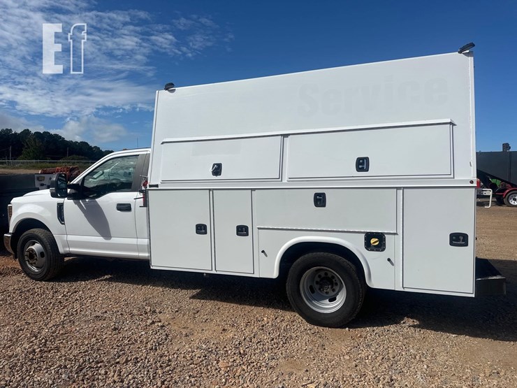 ford-f350-xl-image-6