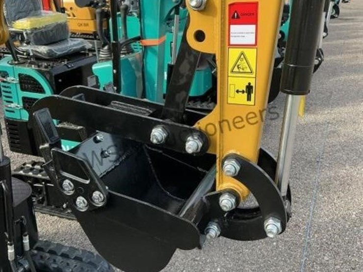 2025-cfg-h12r-mini-excavator-image-5