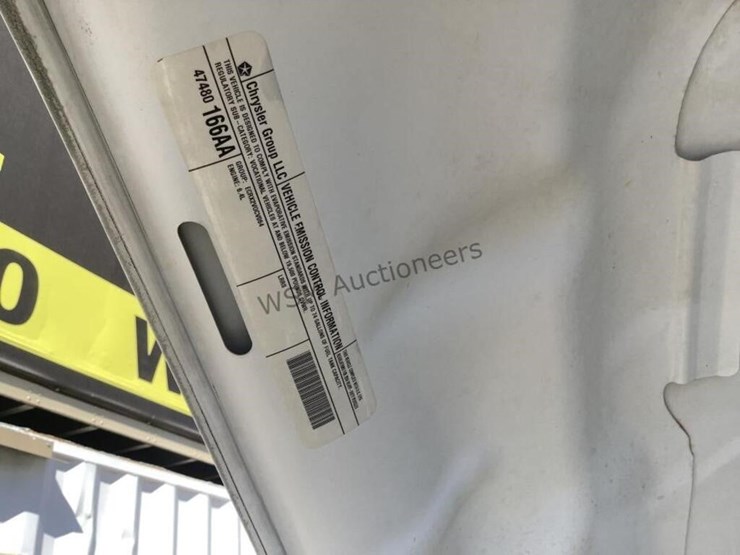 2014-ram-4500-bucket-truck-image-20