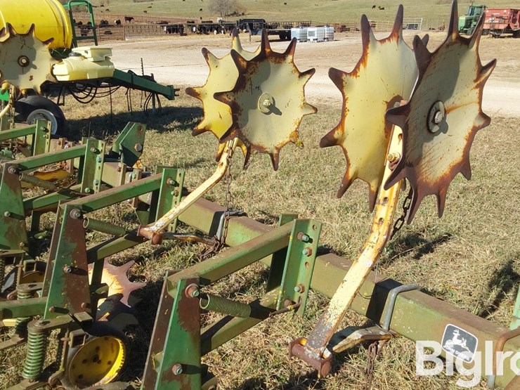 john-deere-825-image-14