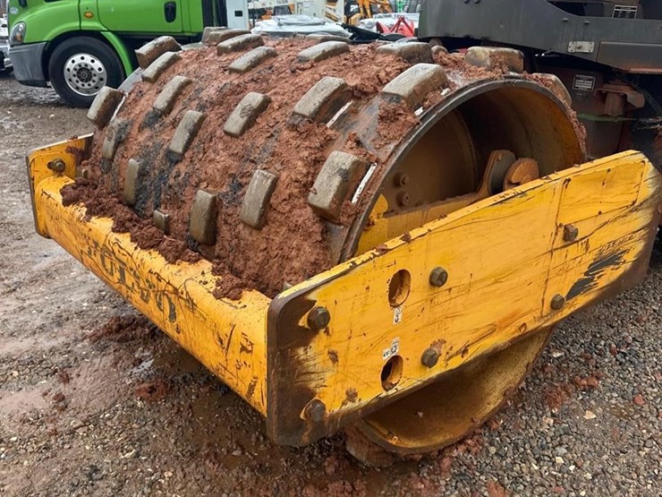 2014-volvo-sd75-image-11