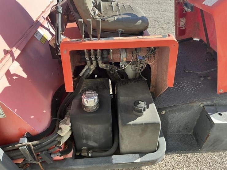 smithco-sweep-star-60-mower-image-10