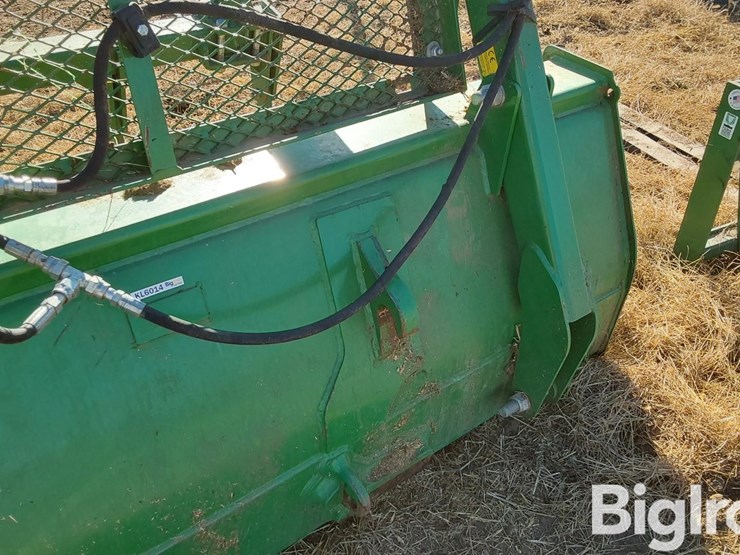 john-deere-8-image-16