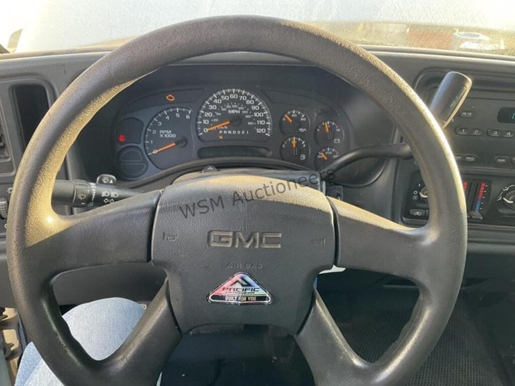 2006-gmc-sierra-1500-image-14