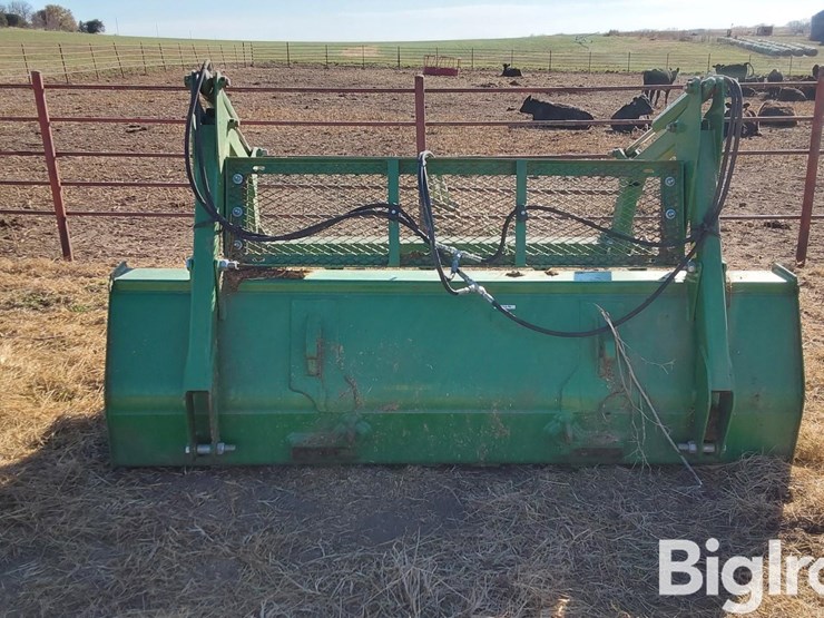 john-deere-8-image-4