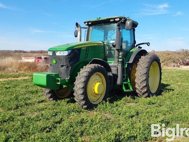 john-deere-7230r-image-1