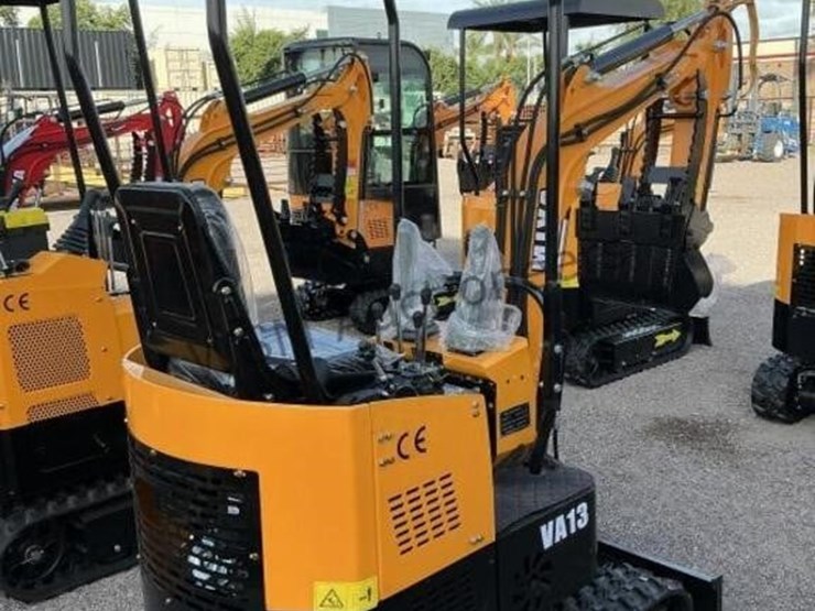 2025-miva-13-mini-excavator-image-4