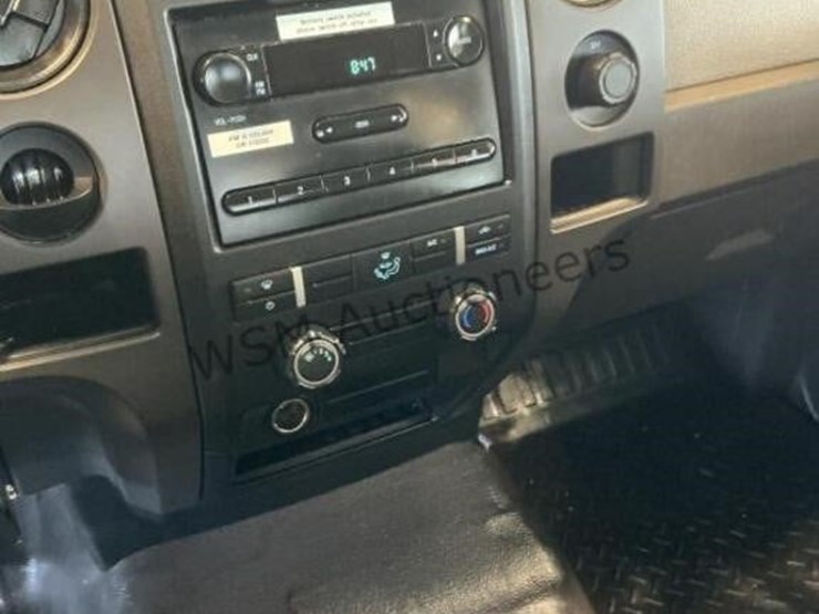 2010-ford-f150-image-21