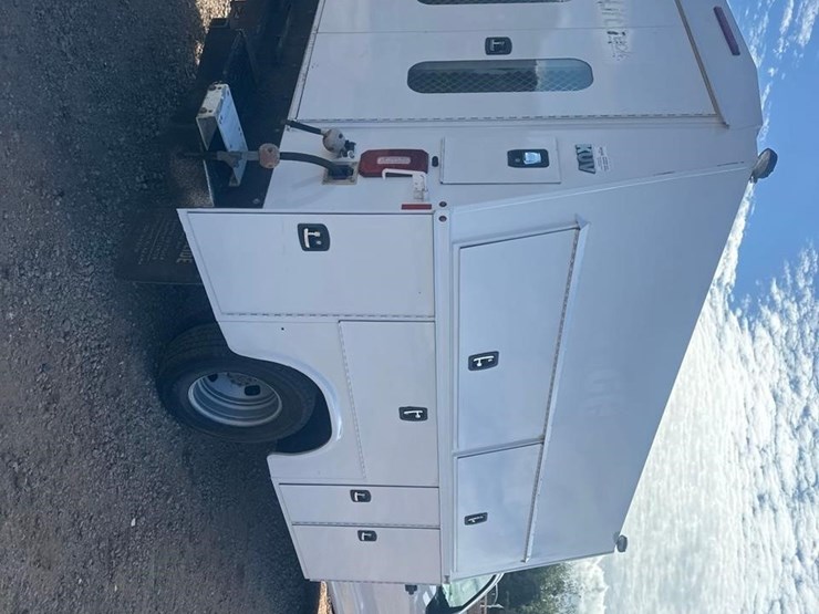 ford-f350-xl-image-8