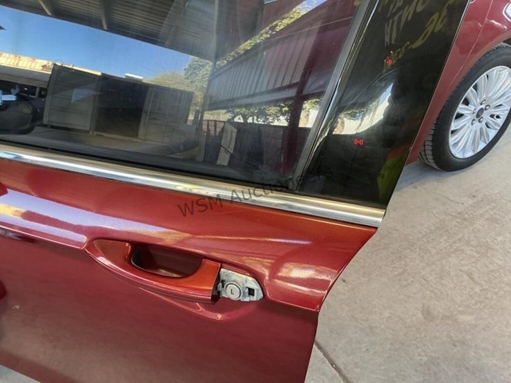 2015-ford-fusion-hybrid-sdn-image-15